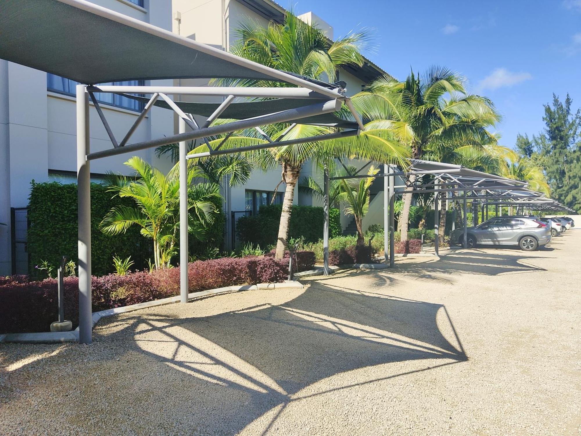 Villa Eden-2 Bedrooms With Private Rooftop Terrace & Pool, Access To Private Beachclub, Ki Residences, Pereybere - Managed By Ksn 그란데 바이예 외부 사진